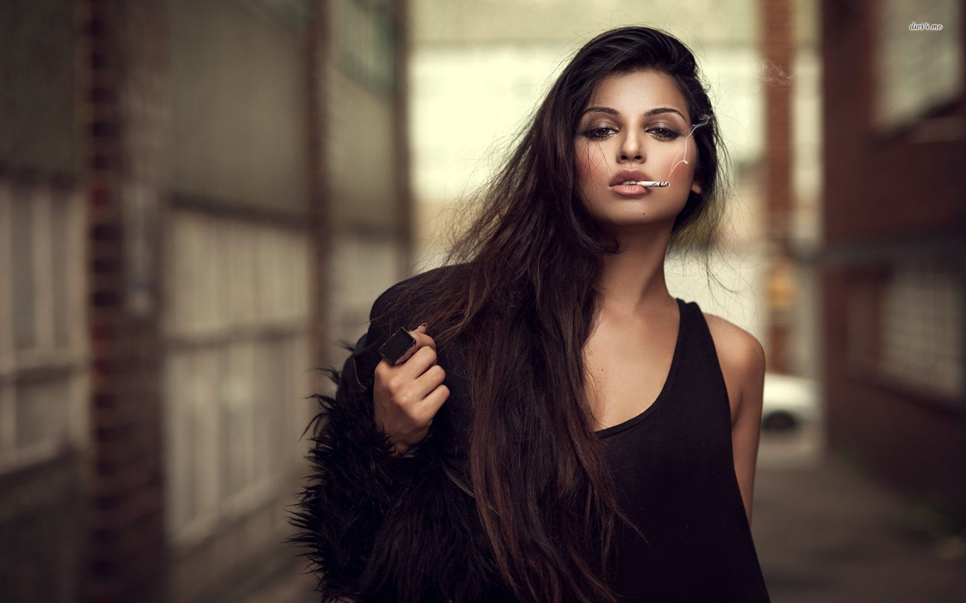 Sassy girls in Santa Marta